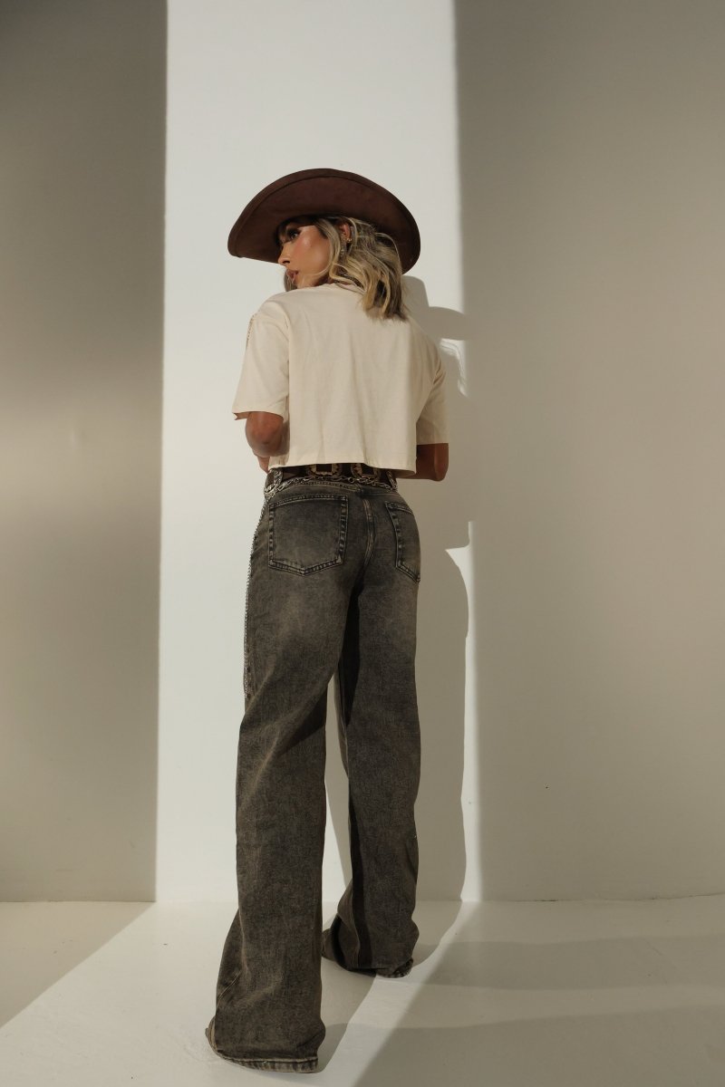 Jean - Lola Mora