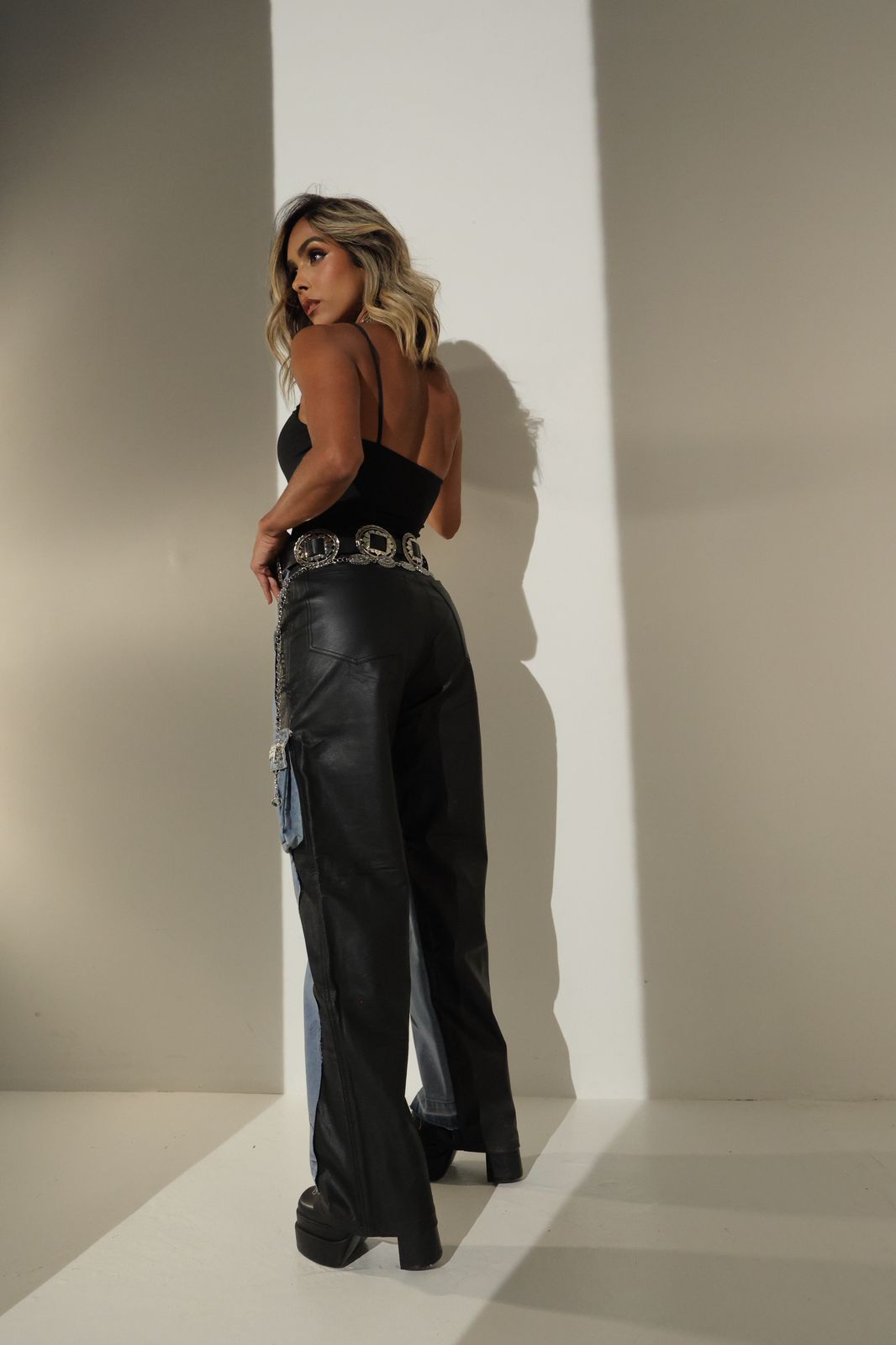 Lola Mora